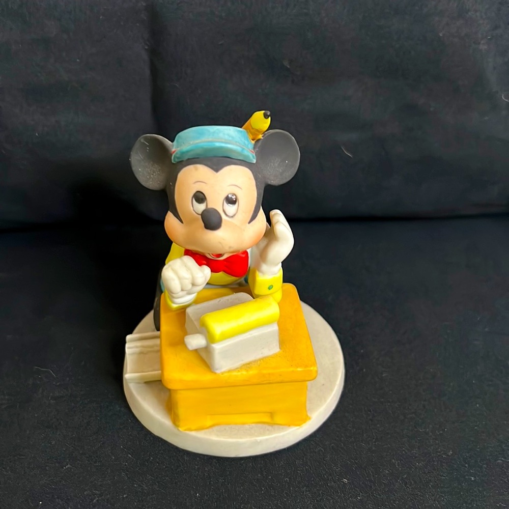 Rare Collectible, Disney Mickey Mouse accountant